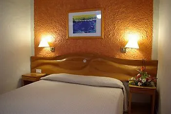 Apts Rocamar Beach Hotel 5*